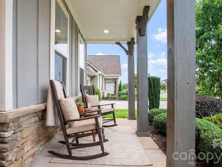 5201 Looking Glass Trail, Denver, NC 28037.  MLS# CAR4379501, YatesRealty ID 36864. 