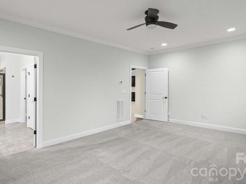5201 Looking Glass Trail, Denver, NC 28037.  MLS# CAR4379501, YatesRealty ID 36864. 