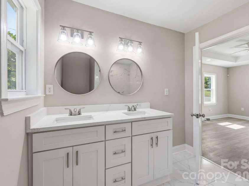 1508 Old Charlotte Road, Albemarle, NC 28001.  MLS# CAR4391406, YatesRealty ID 36865. 