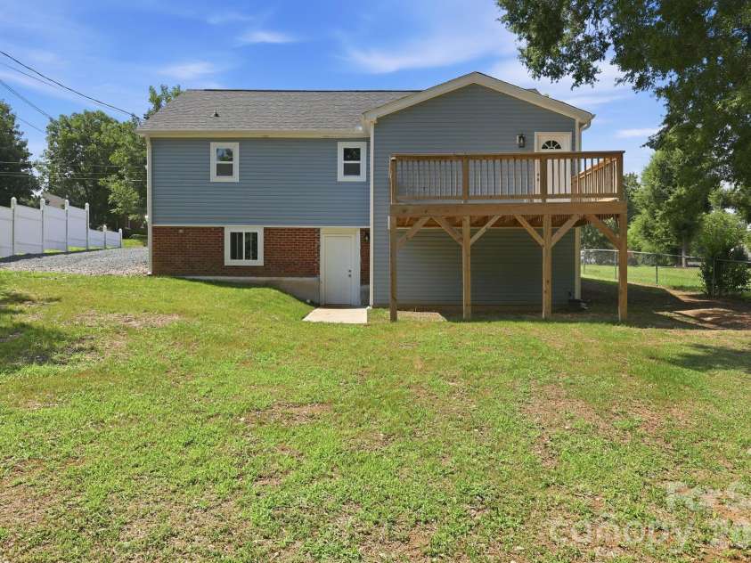 1508 Old Charlotte Road, Albemarle, NC 28001.  MLS# CAR4391406, YatesRealty ID 36865. 