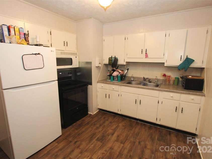 117 Morning Drive, Wadesboro, NC 28170.  MLS# CAR4238582, YatesRealty ID 3687. 