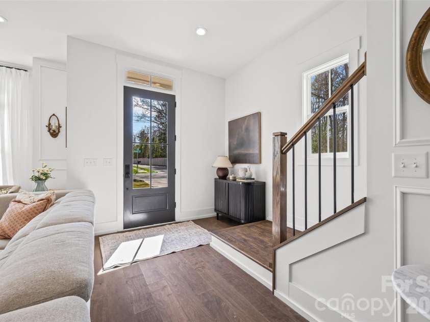1201 Delane Avenue, Charlotte, NC 28211.  MLS# CAR4354806, YatesRealty ID 3687. 