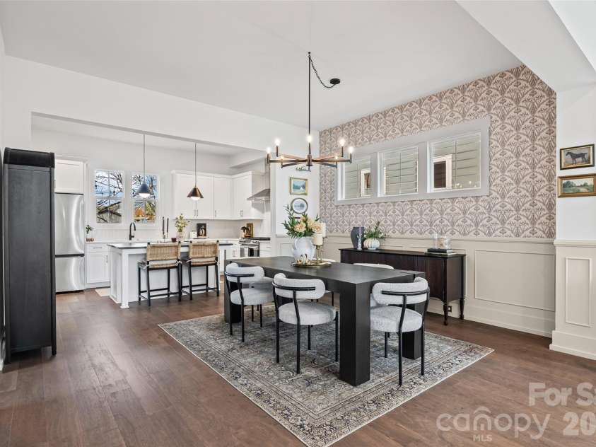 1201 Delane Avenue, Charlotte, NC 28211.  MLS# CAR4354806, YatesRealty ID 3687. 