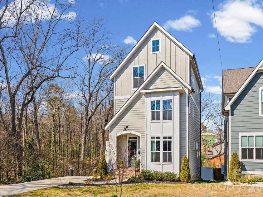 1201 Delane Avenue, Charlotte, NC 28211.  MLS# CAR4354806, YatesRealty ID 3687. 