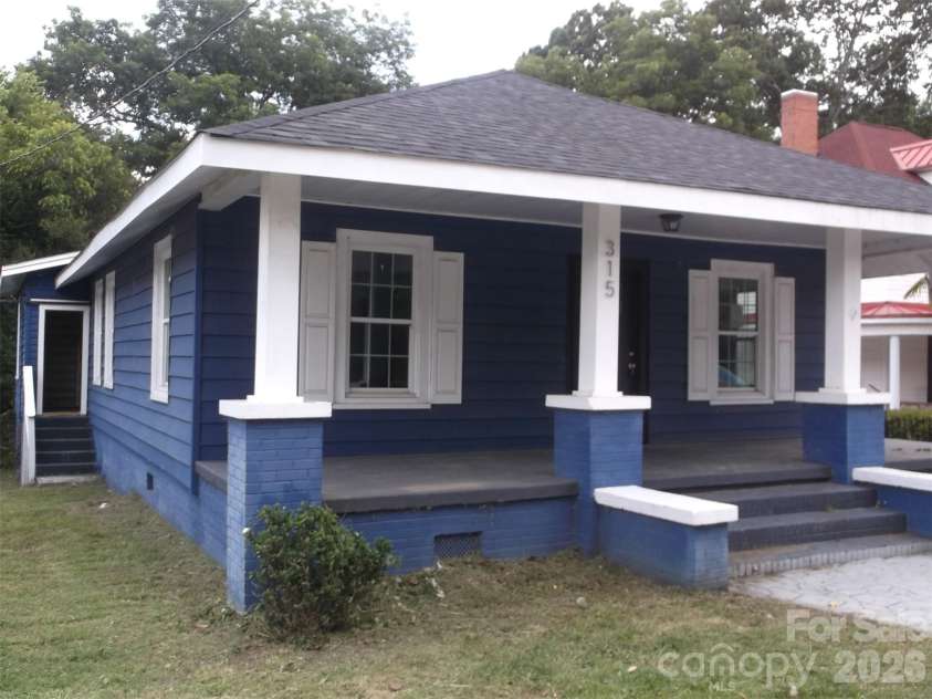 315 Elm Street, Marshville, NC 28103.  MLS# CAR4404105, YatesRealty ID 36871. 