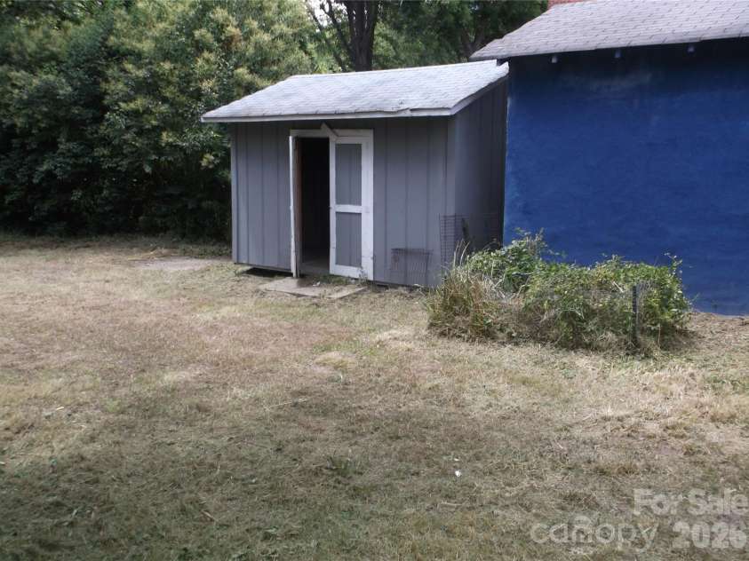 315 Elm Street, Marshville, NC 28103.  MLS# CAR4404105, YatesRealty ID 36871. 