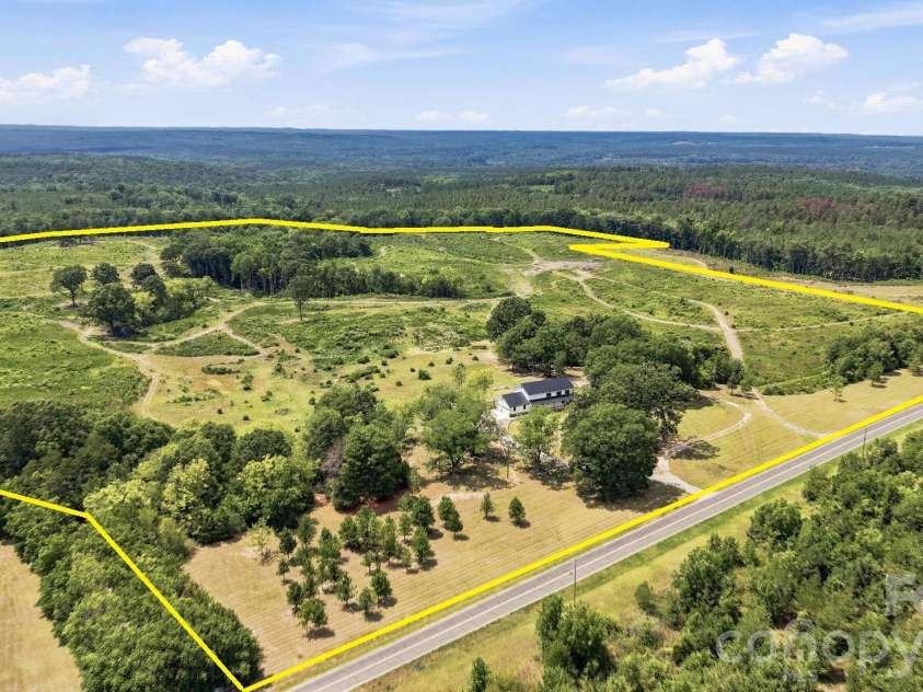 1726 Old Cheraw Highway, Rockingham, NC 28379.  MLS# CAR4403632, YatesRealty ID 36875. 
