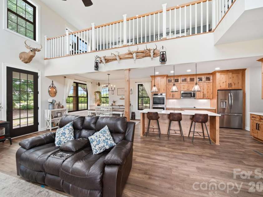 1726 Old Cheraw Highway, Rockingham, NC 28379.  MLS# CAR4403632, YatesRealty ID 36875. 