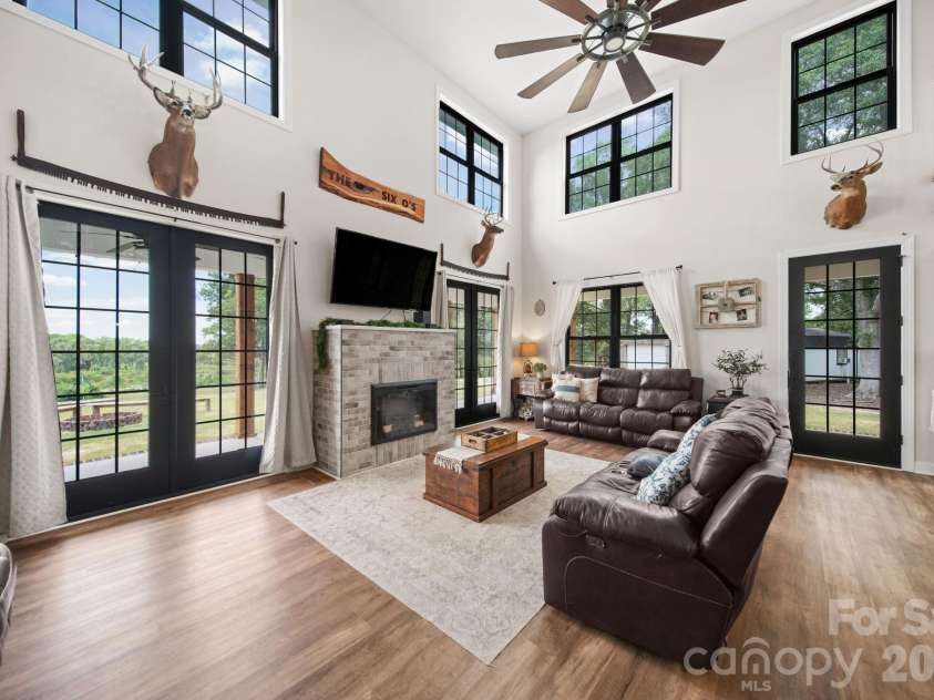 1726 Old Cheraw Highway, Rockingham, NC 28379.  MLS# CAR4417997, YatesRealty ID 36875. 