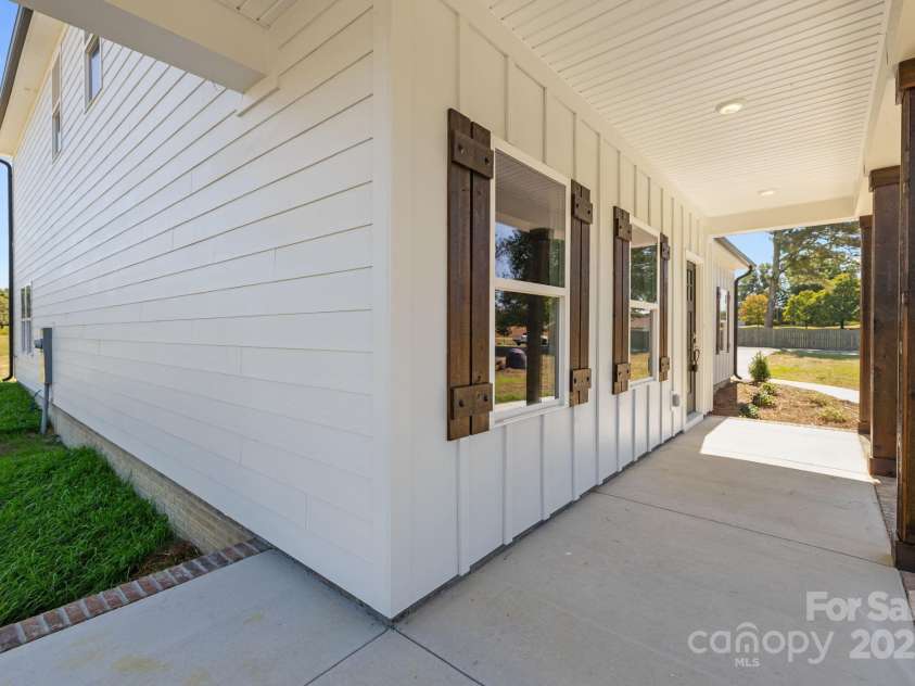 2441 Wolf Pond Road, Monroe, NC 28110.  MLS# CAR4311378, YatesRealty ID 3688. 