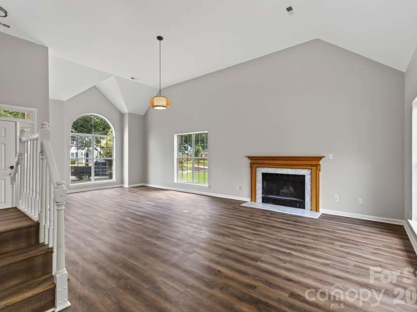 8511 Albury Walk Lane, Charlotte, NC 28277.  MLS# CAR4403650, YatesRealty ID 36880. 