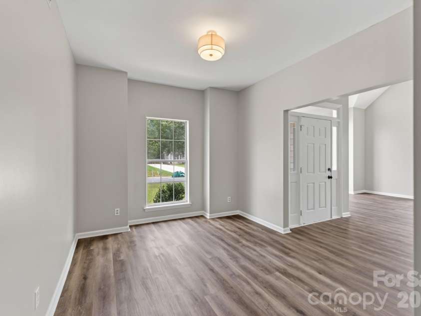 8511 Albury Walk Lane, Charlotte, NC 28277.  MLS# CAR4403650, YatesRealty ID 36880. 