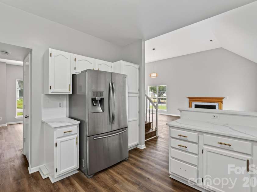 8511 Albury Walk Lane, Charlotte, NC 28277.  MLS# CAR4403650, YatesRealty ID 36880. 