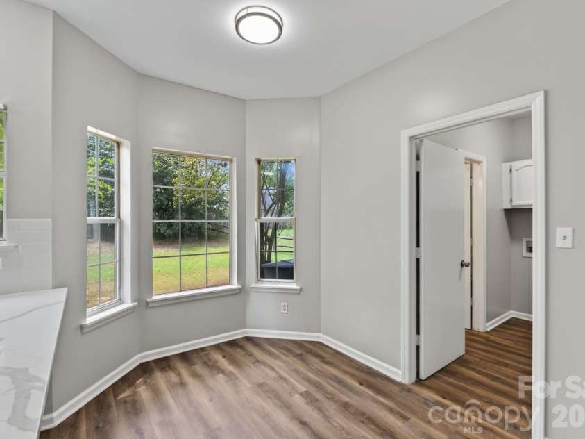 8511 Albury Walk Lane, Charlotte, NC 28277.  MLS# CAR4403650, YatesRealty ID 36880. 