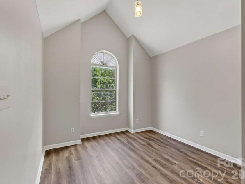 8511 Albury Walk Lane, Charlotte, NC 28277.  MLS# CAR4403650, YatesRealty ID 36880. 