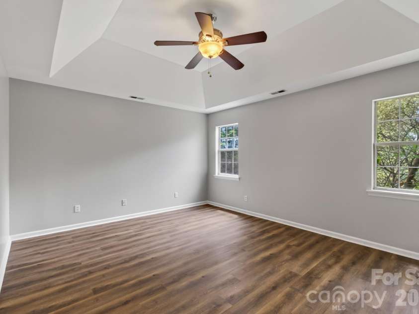 8511 Albury Walk Lane, Charlotte, NC 28277.  MLS# CAR4403650, YatesRealty ID 36880. 