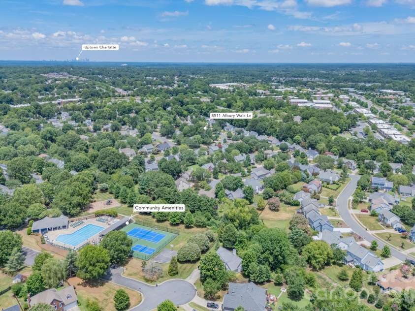 8511 Albury Walk Lane, Charlotte, NC 28277.  MLS# CAR4403650, YatesRealty ID 36880. 
