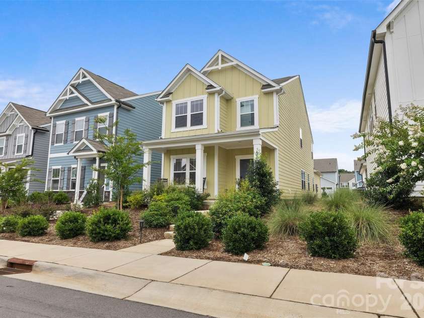 483 Switch Street, York, SC 29745.  MLS# CAR4404015, YatesRealty ID 36884. 