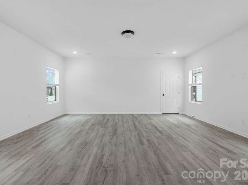 483 Switch Street, York, SC 29745.  MLS# CAR4404015, YatesRealty ID 36884. 