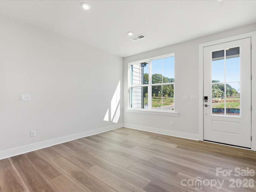 321 Ardmore Drive, Belmont, NC 28012.  MLS# CAR4404209, YatesRealty ID 36887. Light filled entry