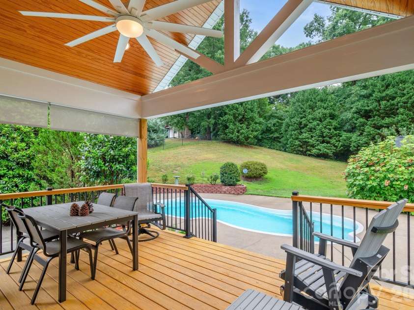 209 SouthFork Lane, Belmont, NC 28012.  MLS# CAR4404207, YatesRealty ID 36888. 