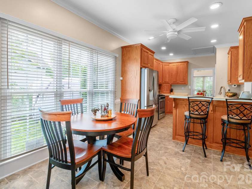 209 SouthFork Lane, Belmont, NC 28012.  MLS# CAR4404207, YatesRealty ID 36888. 