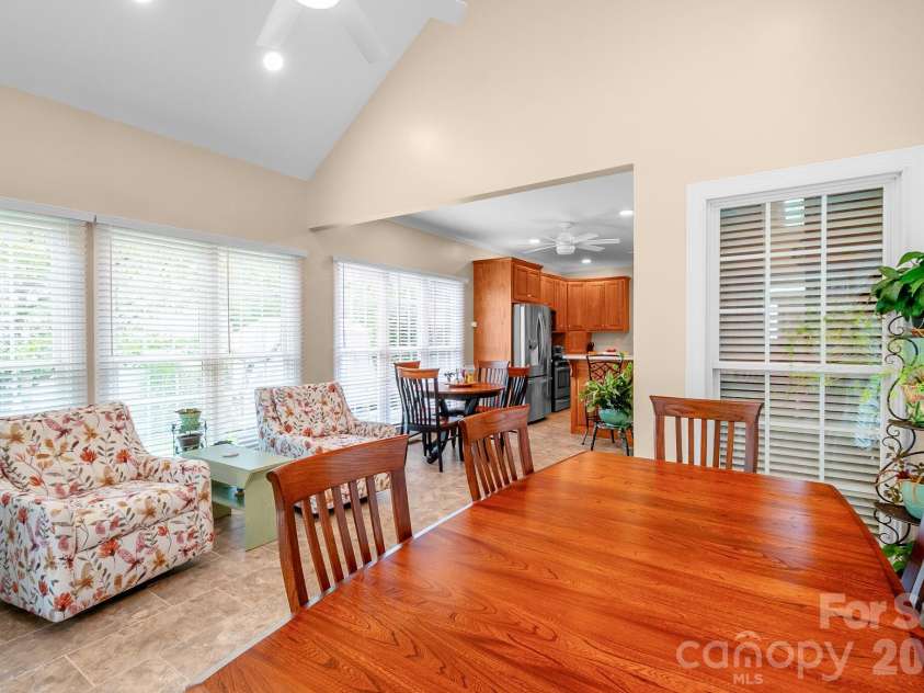 209 SouthFork Lane, Belmont, NC 28012.  MLS# CAR4404207, YatesRealty ID 36888. 