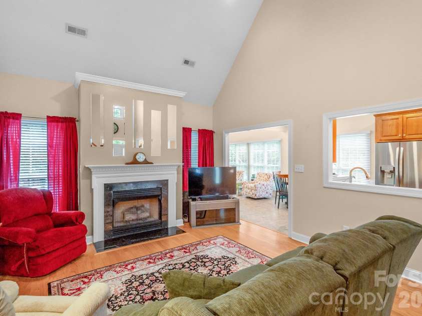 209 SouthFork Lane, Belmont, NC 28012.  MLS# CAR4404207, YatesRealty ID 36888. 