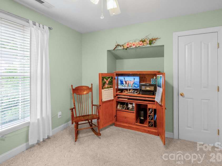 209 SouthFork Lane, Belmont, NC 28012.  MLS# CAR4404207, YatesRealty ID 36888. 