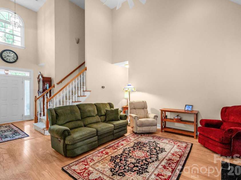 209 SouthFork Lane, Belmont, NC 28012.  MLS# CAR4404207, YatesRealty ID 36888. 