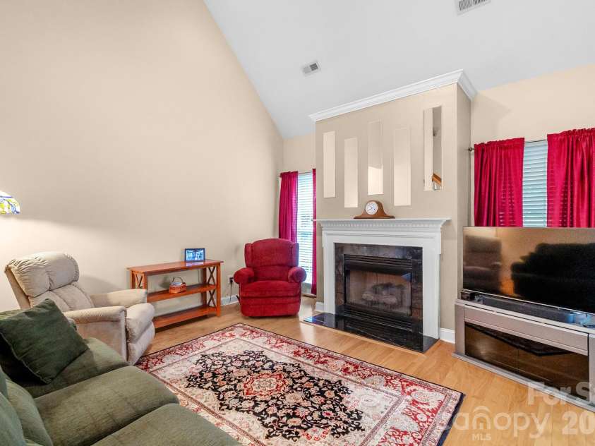 209 SouthFork Lane, Belmont, NC 28012.  MLS# CAR4404207, YatesRealty ID 36888. 