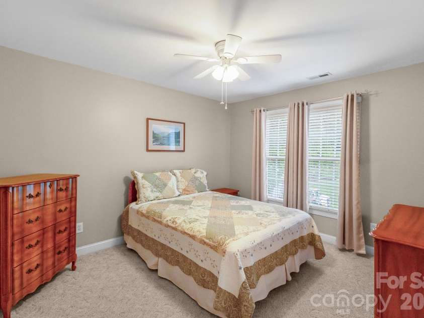 209 SouthFork Lane, Belmont, NC 28012.  MLS# CAR4404207, YatesRealty ID 36888. 