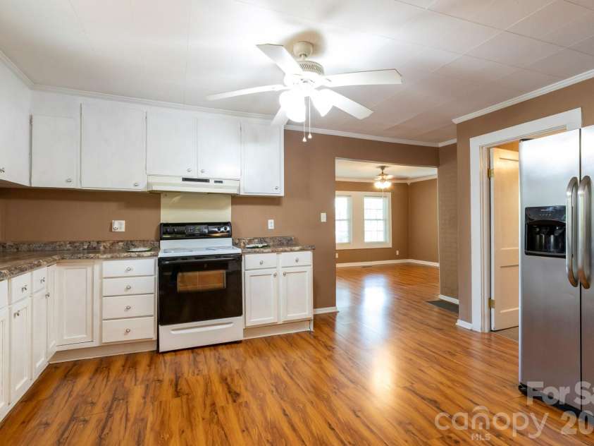 205 Stowe Acres Road, Kings Mountain, NC 28086.  MLS# CAR4343442, YatesRealty ID 3689. 