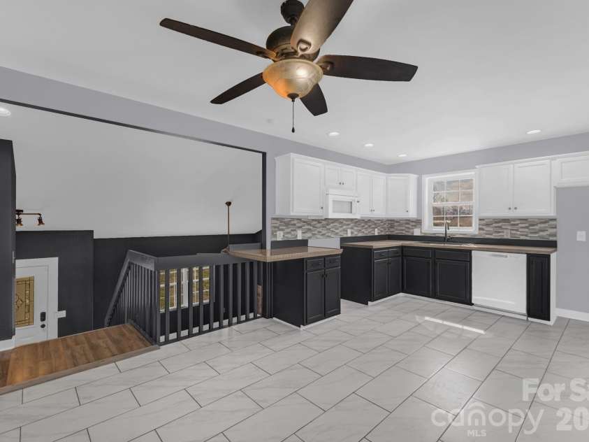 311 Meadow Drive, Morganton, NC 28655.  MLS# CAR4314467, YatesRealty ID 3689. 