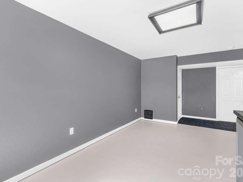 311 Meadow Drive, Morganton, NC 28655.  MLS# CAR4314467, YatesRealty ID 3689. 