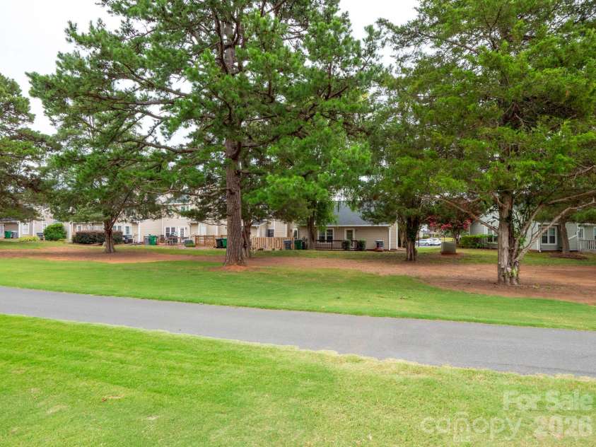 10922 Winterbourne Court, Charlotte, NC 28277.  MLS# CAR4403599, YatesRealty ID 36892. 
