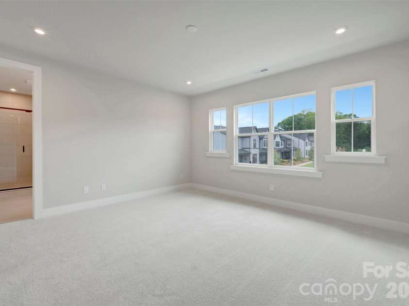 314 Ardmore Drive, Belmont, NC 28012.  MLS# CAR4404249, YatesRealty ID 36893. Primary bedroom