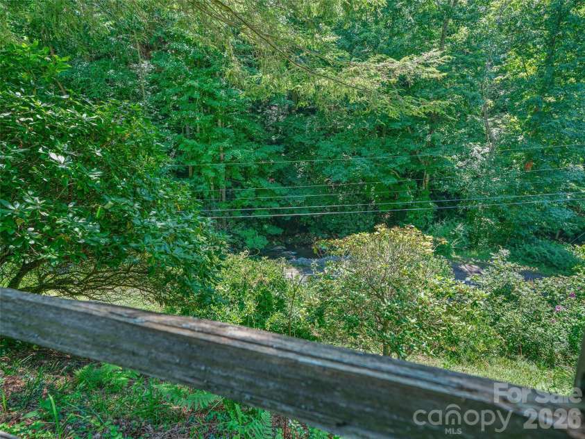 1065 Upper Pig Pen Road, Green Mountain, NC 28740.  MLS# CAR4400545, YatesRealty ID 36895. 