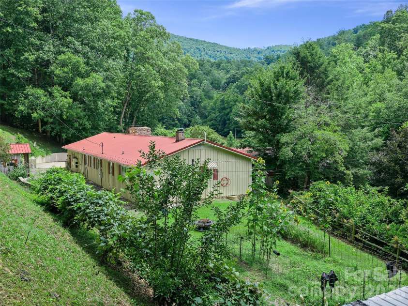 1065 Upper Pig Pen Road, Green Mountain, NC 28740.  MLS# CAR4400545, YatesRealty ID 36895. 