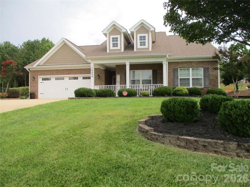 10234 Lakeshore Drive, Lancaster, SC 29720.  MLS# CAR4403898, YatesRealty ID 36897. 