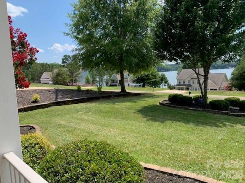 10234 Lakeshore Drive, Lancaster, SC 29720.  MLS# CAR4403898, YatesRealty ID 36897. 