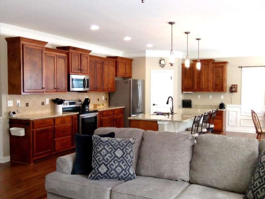 10234 Lakeshore Drive, Lancaster, SC 29720.  MLS# CAR4403898, YatesRealty ID 36897. 