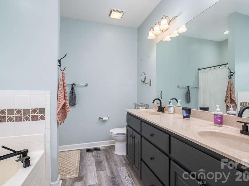 142 Azalea Drive, Connelly Springs, NC 28612.  MLS# CAR4404282, YatesRealty ID 36899. 