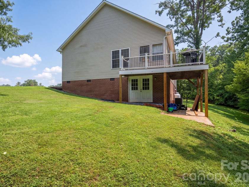 142 Azalea Drive, Connelly Springs, NC 28612.  MLS# CAR4404282, YatesRealty ID 36899. 