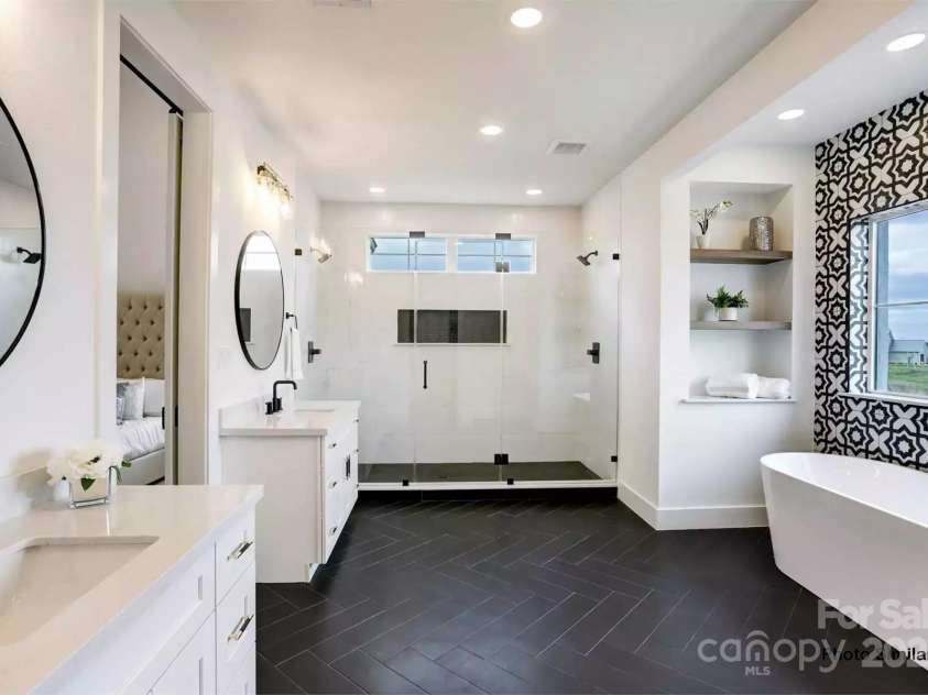 265 Majestic Ridge Road, Mills River, NC 28759.  MLS# CAR4213621, YatesRealty ID 369. 