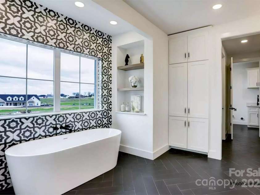 265 Majestic Ridge Road, Mills River, NC 28759.  MLS# CAR4213621, YatesRealty ID 369. 