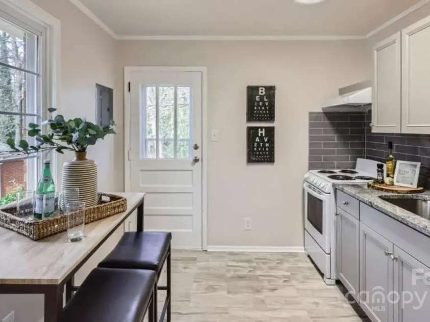 3210 Marlborough Road, Charlotte, NC 28208.  MLS# CAR4322813, YatesRealty ID 369. Kitchen Staged