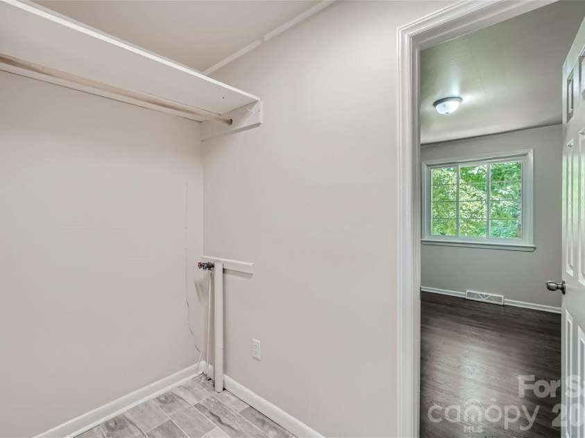 3210 Marlborough Road, Charlotte, NC 28208.  MLS# CAR4401855, YatesRealty ID 369. 