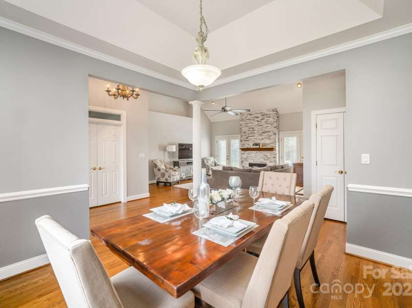 180 Sink Farm Road, Mooresville, NC 28115.  MLS# CAR4206484, YatesRealty ID 3690. 