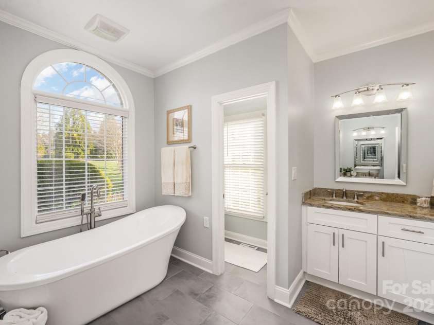 180 Sink Farm Road, Mooresville, NC 28115.  MLS# CAR4206484, YatesRealty ID 3690. 